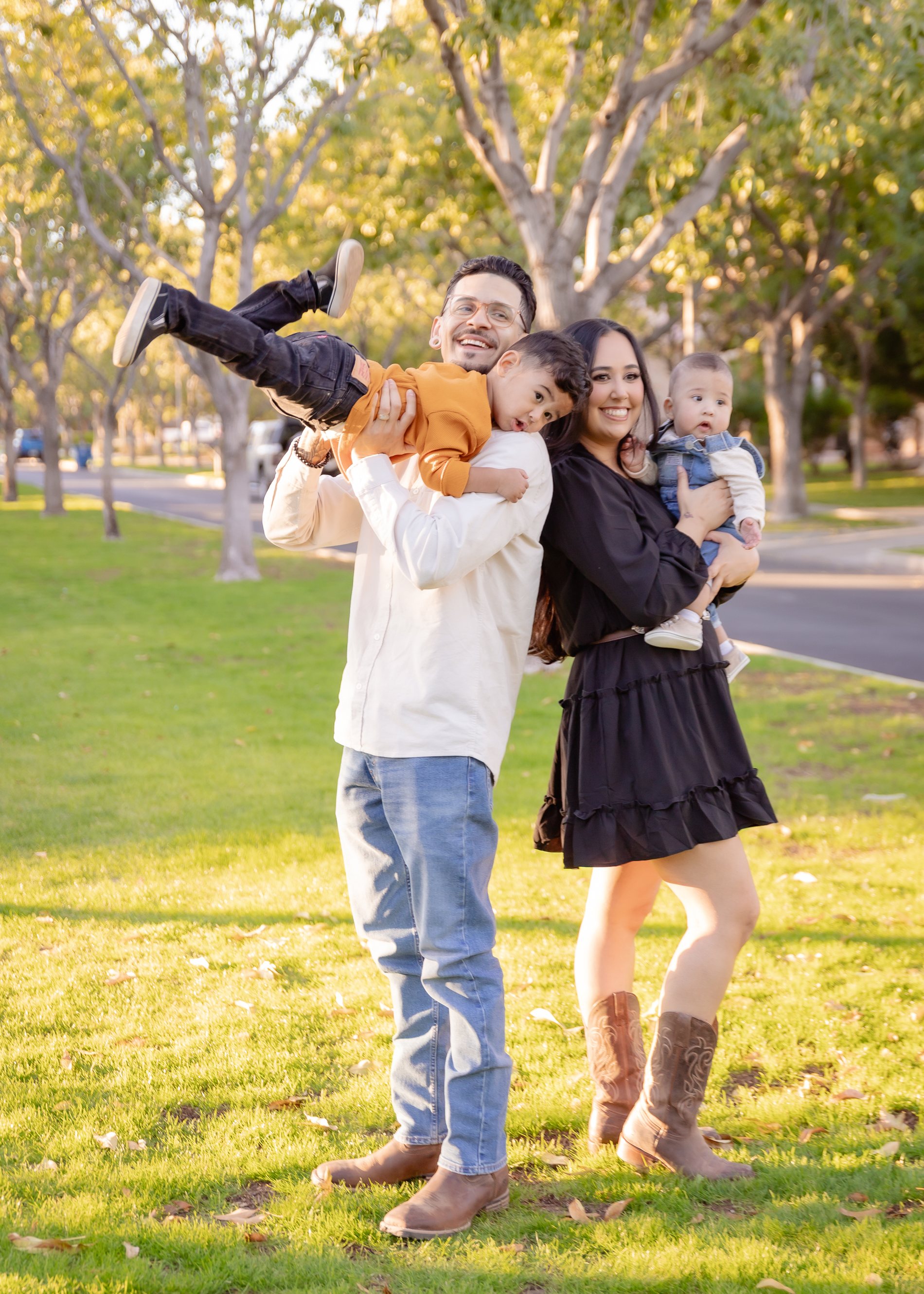 Barrios family portrait session in Arizona family portrait session by Pak Studios
