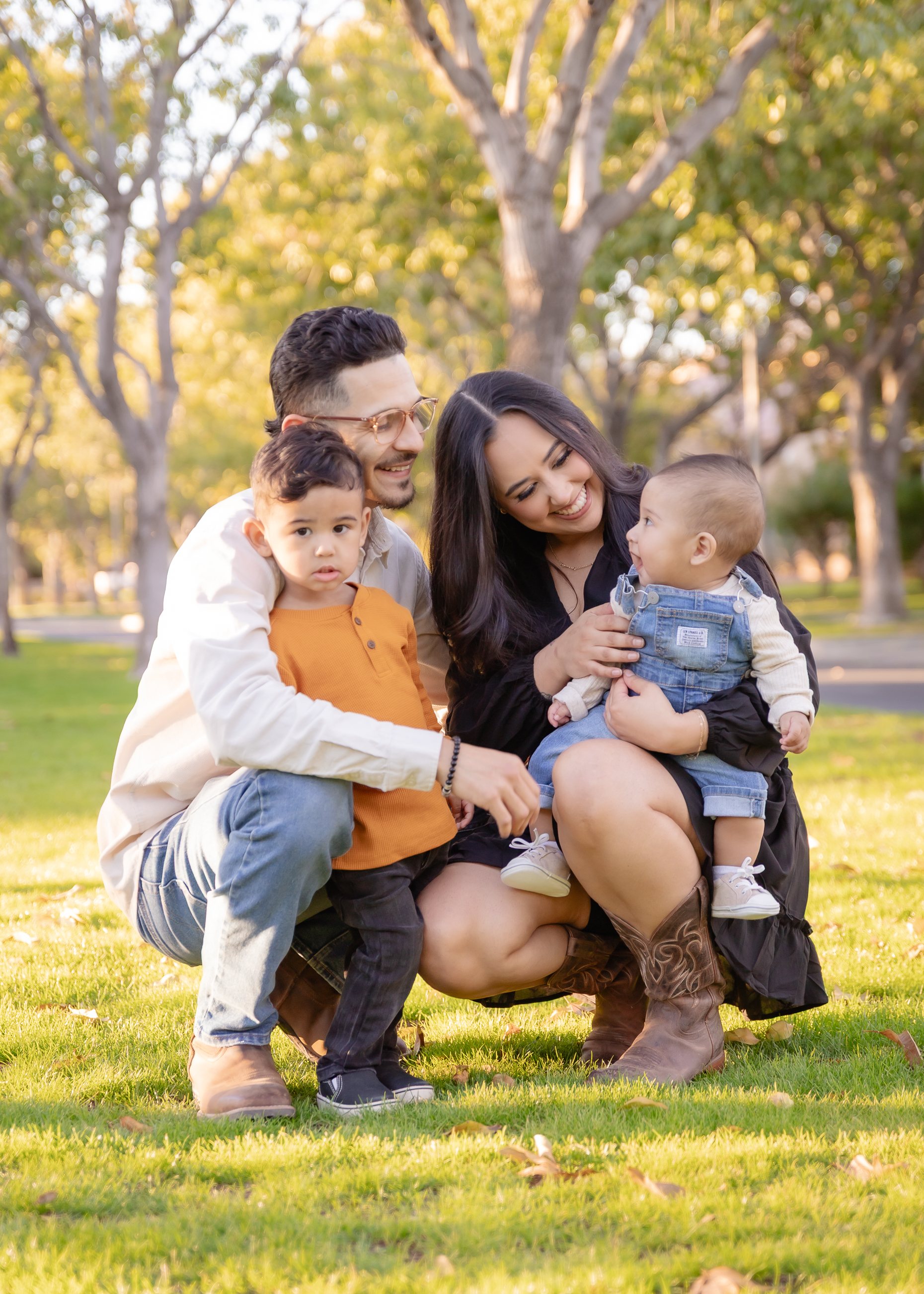 Barrios family portrait by Pak Studios in Arizona family portrait session