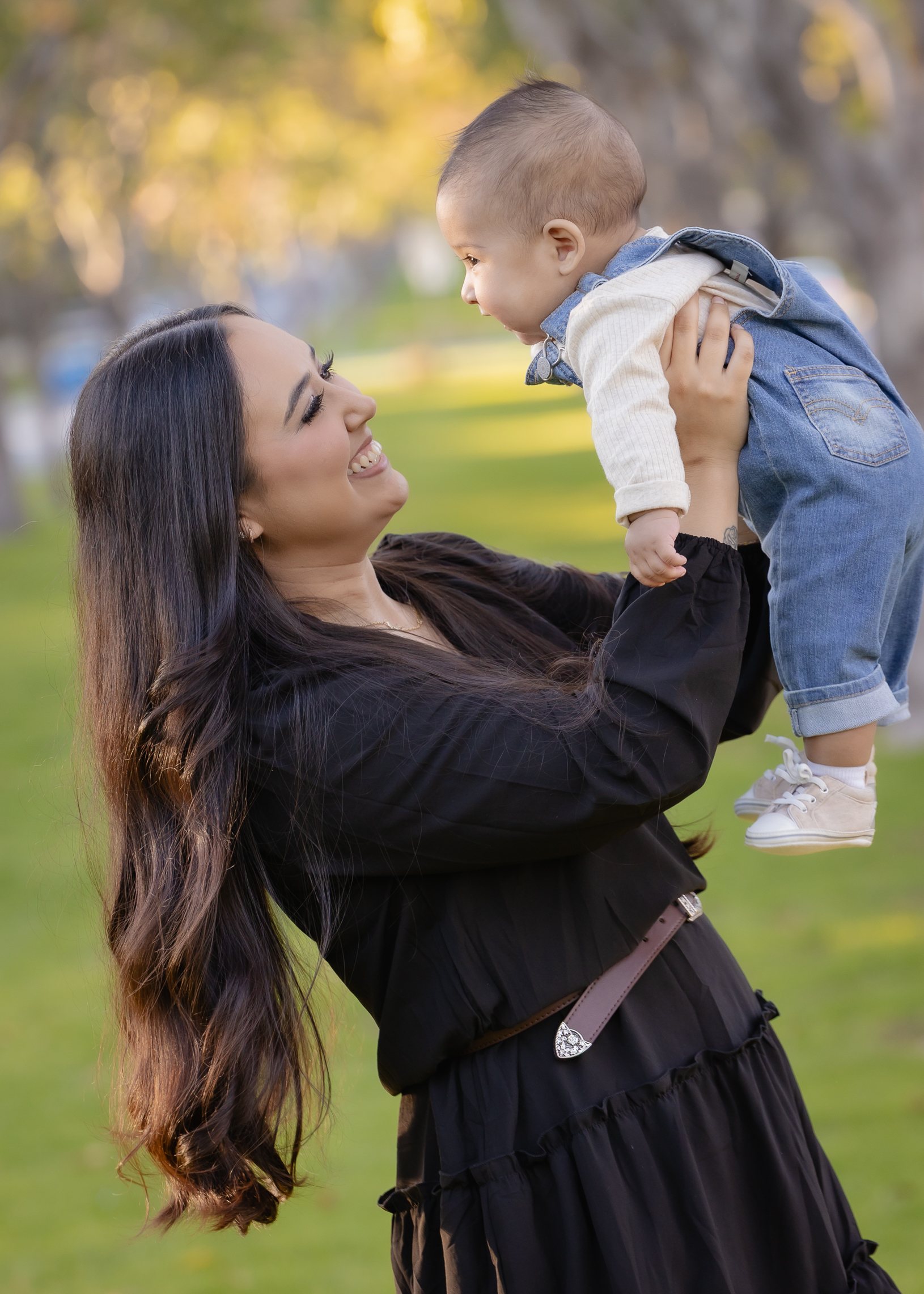 Barrios family portrait by Pak Studios in Arizona family portrait session