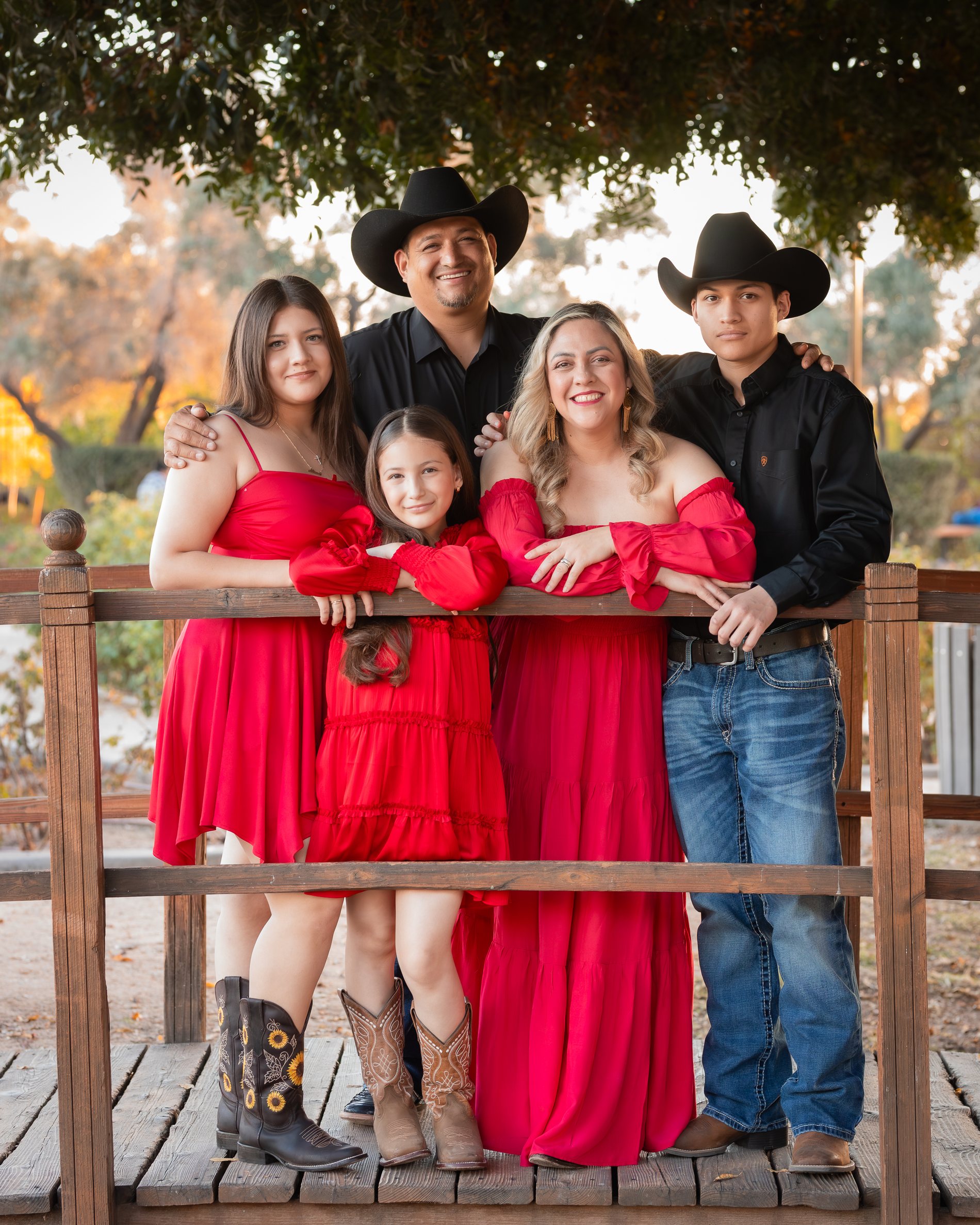 Liliana family portrait by Pak Studios in Arizona family portrait session