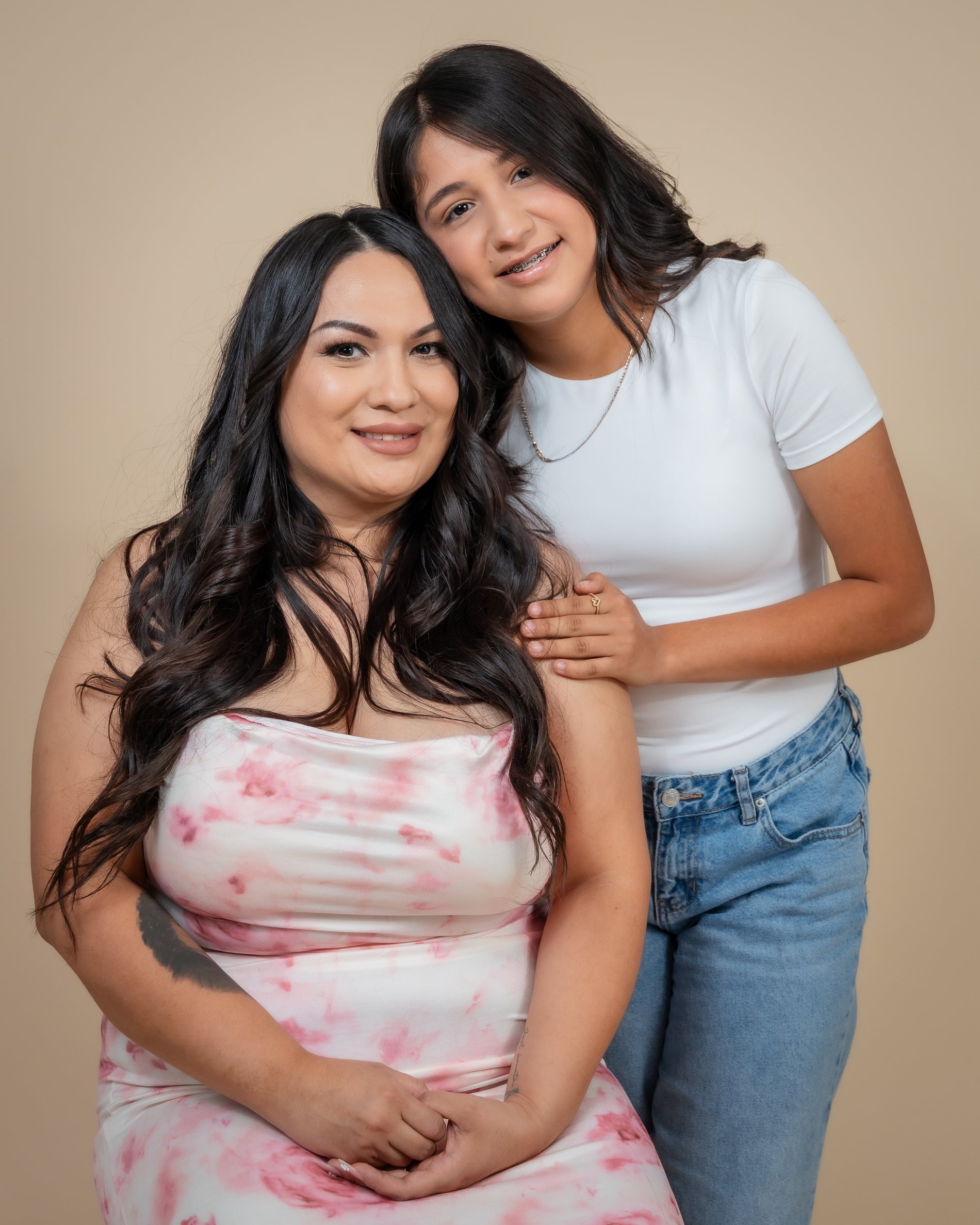 Sonia family portrait by Pak Studios in Arizona family portrait session