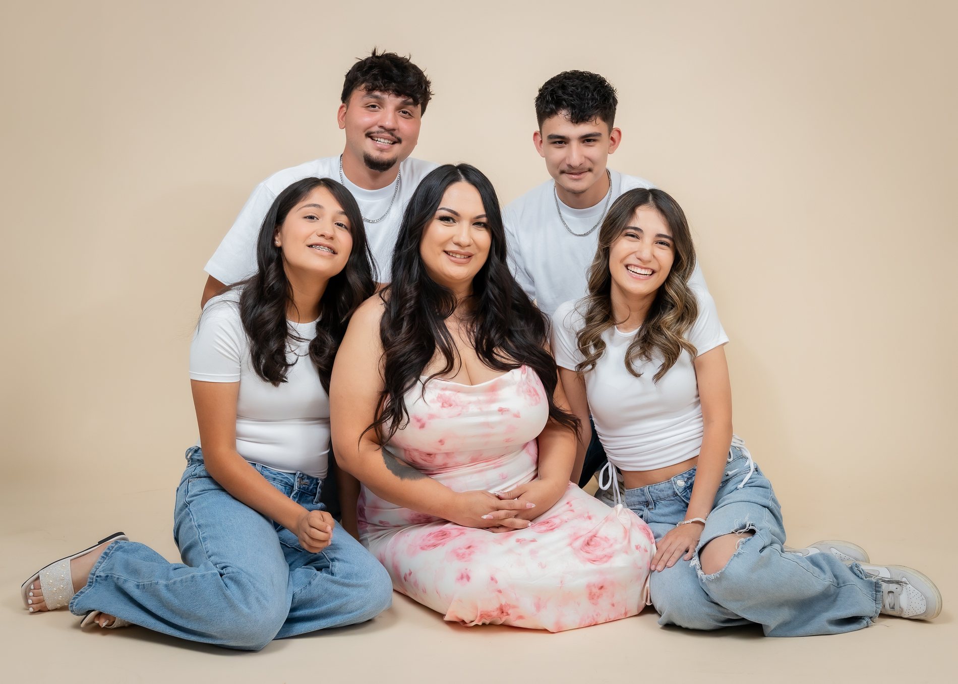Sonia family portrait by Pak Studios in Arizona family portrait session