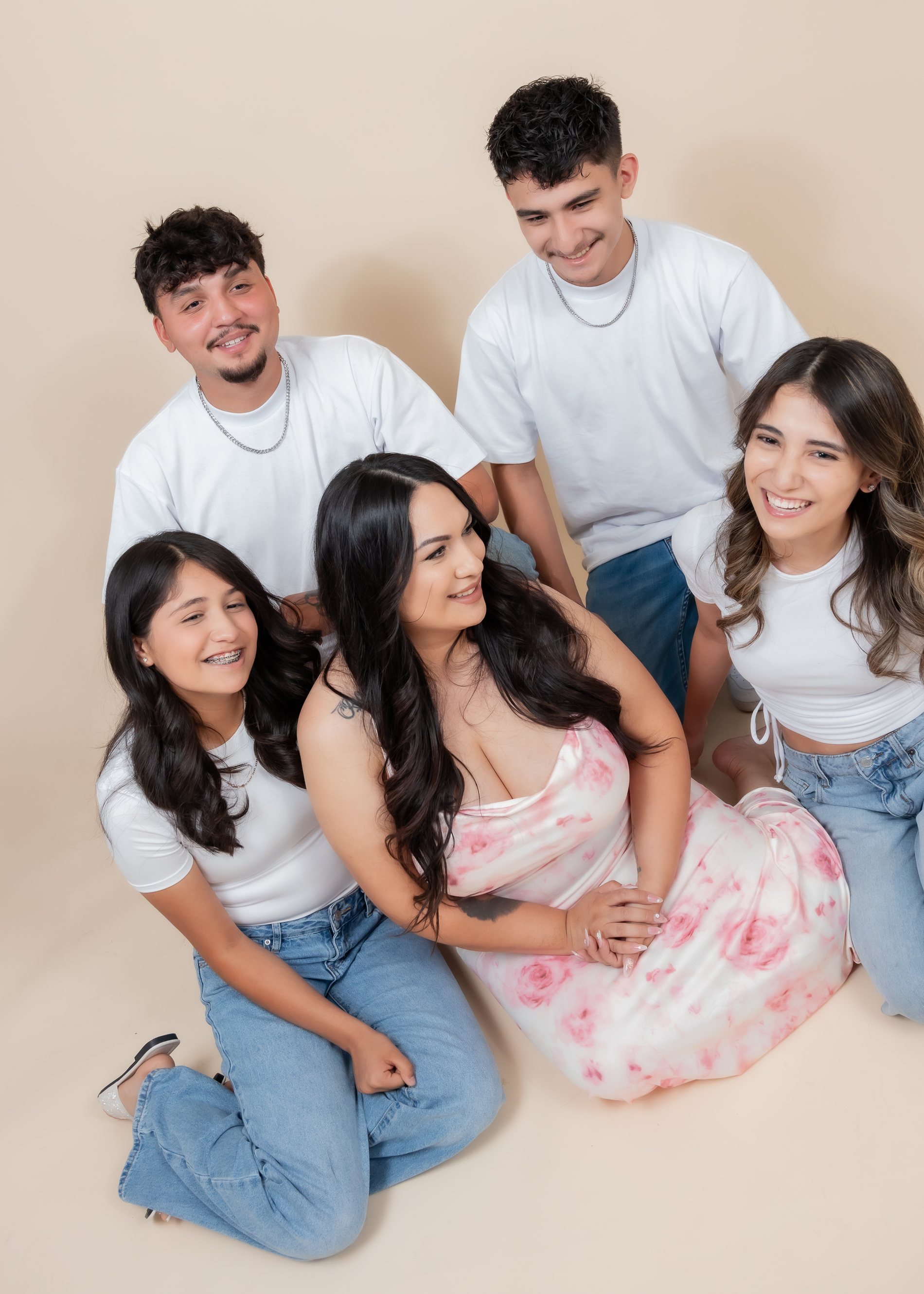 Sonia family portrait by Pak Studios in Arizona family portrait session
