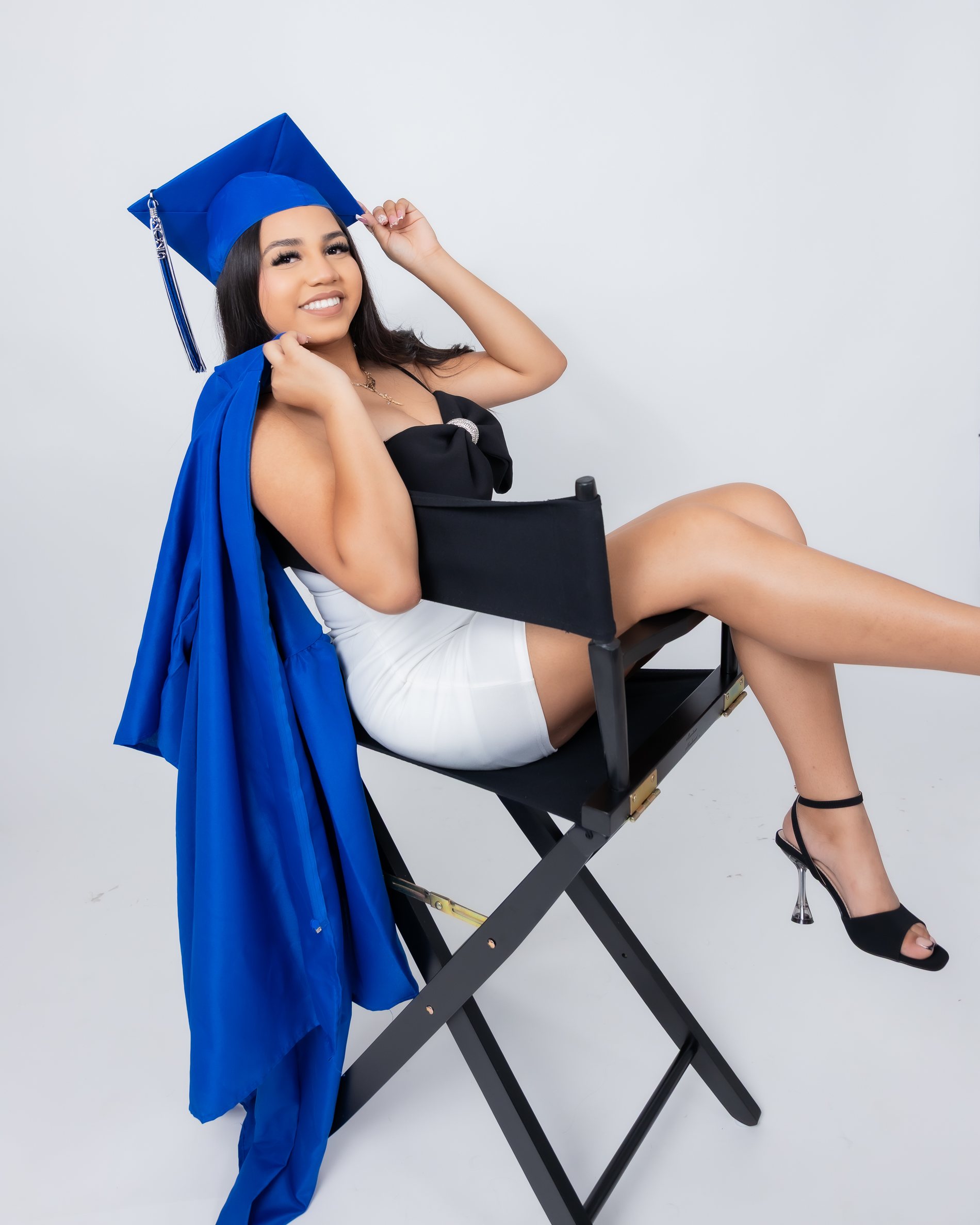 Gennesis graduation portrait by Pak Studios in Arizona graduation portrait session
