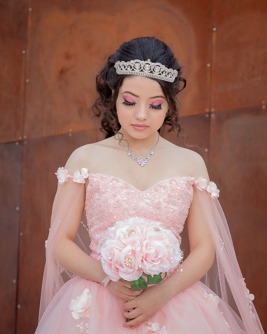 Aailet quinceañera portrait by Pak Studios in Arizona quinceañera portrait session