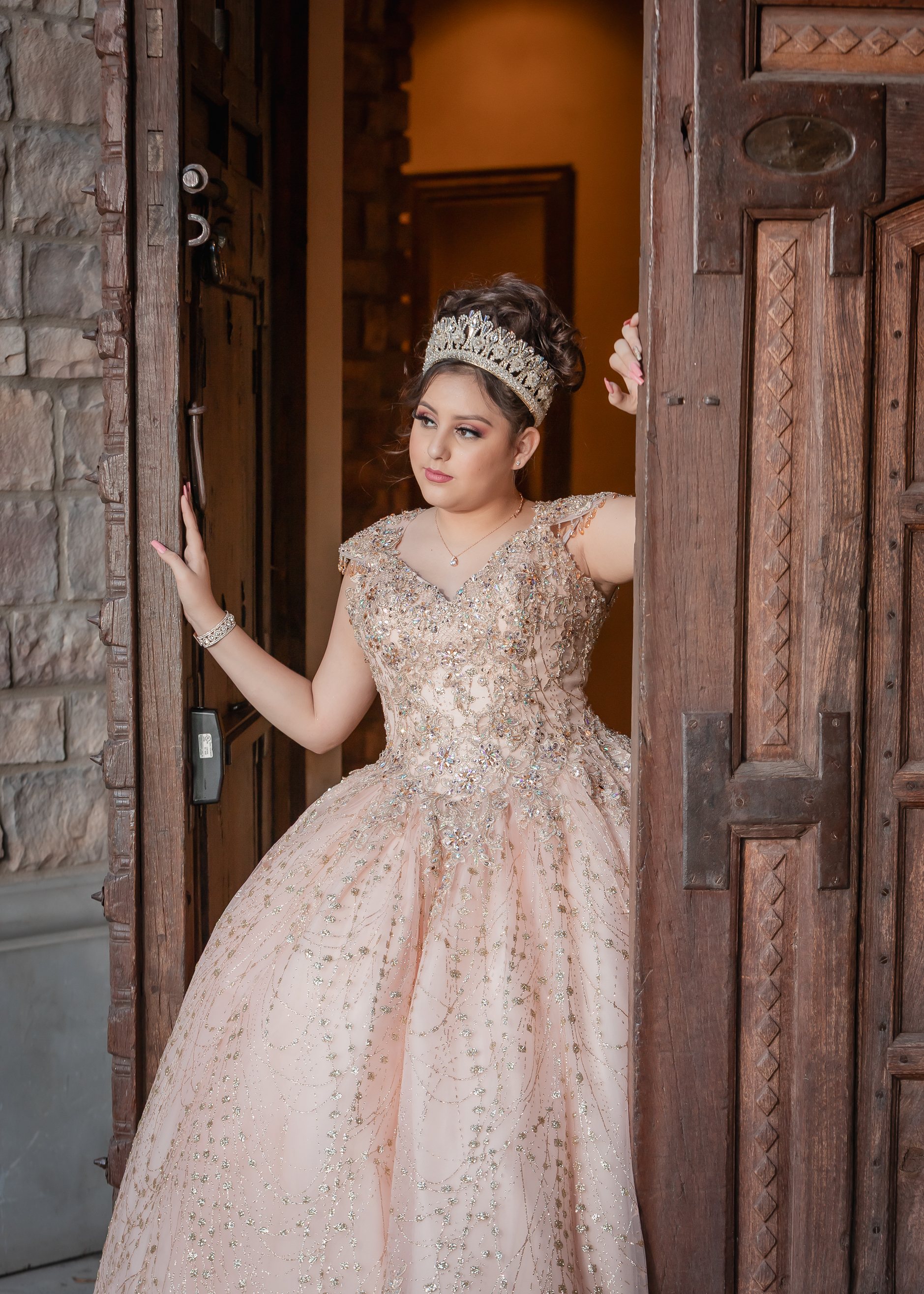 Lizette quinceañera portrait by Pak Studios in Arizona quinceañera portrait session